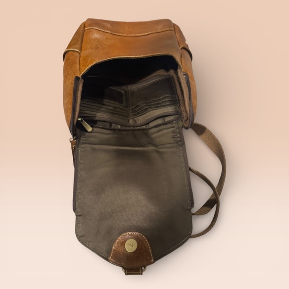 Jack Georges Voyager Zip Brown Leather Backpack Convertible Crossbody Bag Purse - Picture 3 of 5